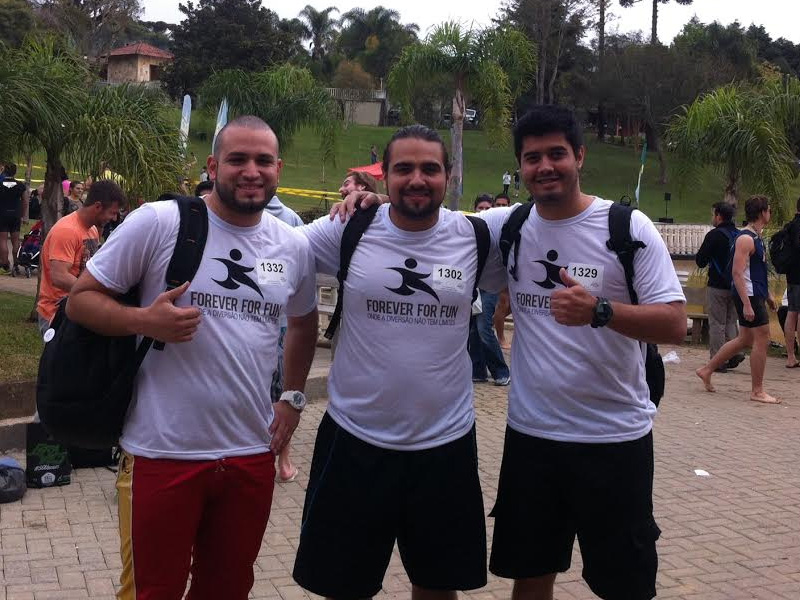 Integrantes da equipe Forever For Fun - Jonatas Vieira, Cristian Cieslak e João Vitor Batista